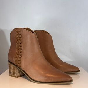 Lucky Brand COSMIO Brown Leather Pointed Toe Side Zip Western Bootie Size 8M